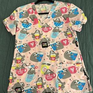 Printed scrub top